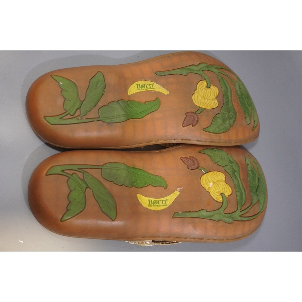 Born Gold Metallic Leather Thong Sandals Flip Flops Womens Size 10 M - Picture 6 of 6